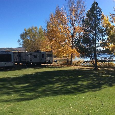 Robert'S Roost Rv Park Resort Quesnel Exterior foto