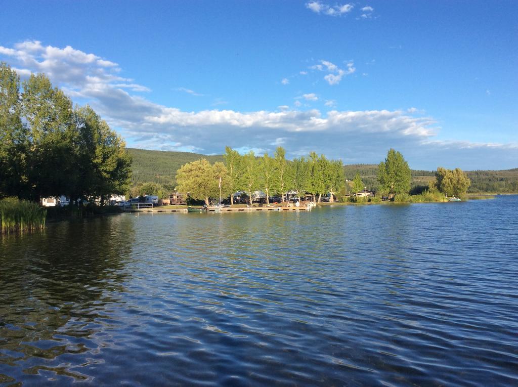 Robert'S Roost Rv Park Resort Quesnel Exterior foto